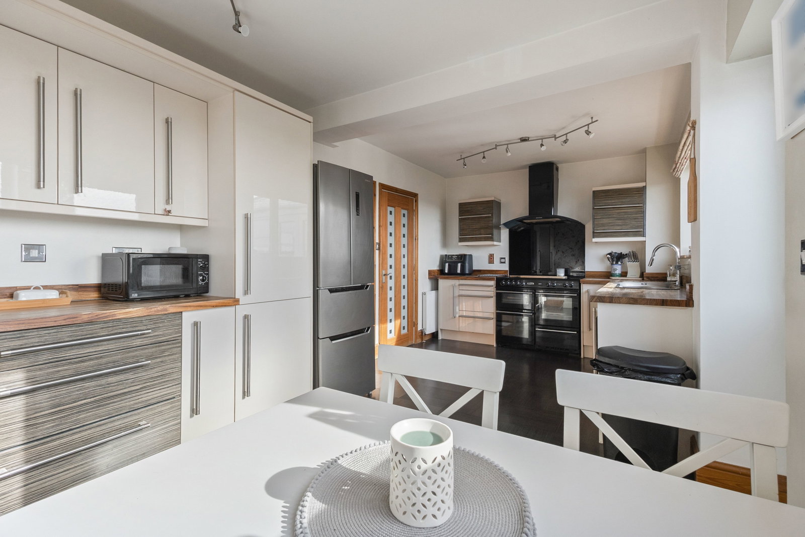 Semi Detached House for sale in Pontefract, Bull Style Road, Pontefract, WF8 4NL, 1556 m²