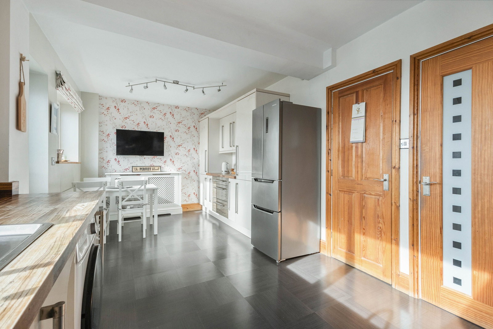 Semi Detached House for sale in Pontefract, Bull Style Road, Pontefract, WF8 4NL, 1556 m²