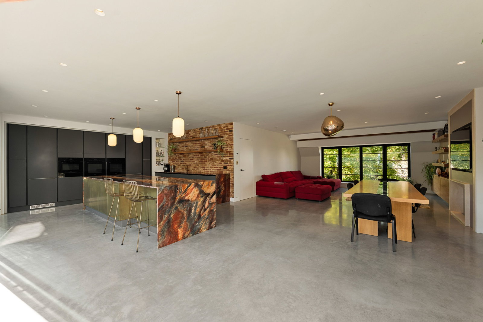 Detached House for sale in Purley, Oakwood Avenue, Purley, CR8 1AQ