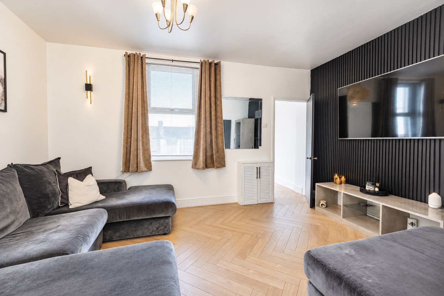 Semi Detached House for sale in Workington, Church Road, Harrington, CA14, 968 m²