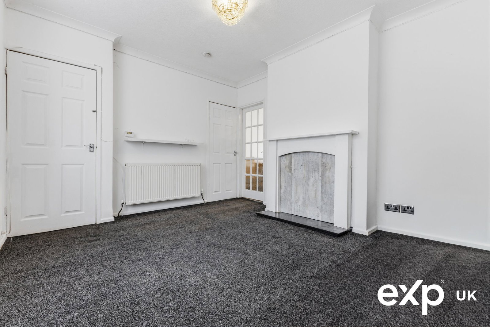 Semi Detached House for sale in Nottingham, Basford Road, Nottingham, NG6 0JG, 676 m²