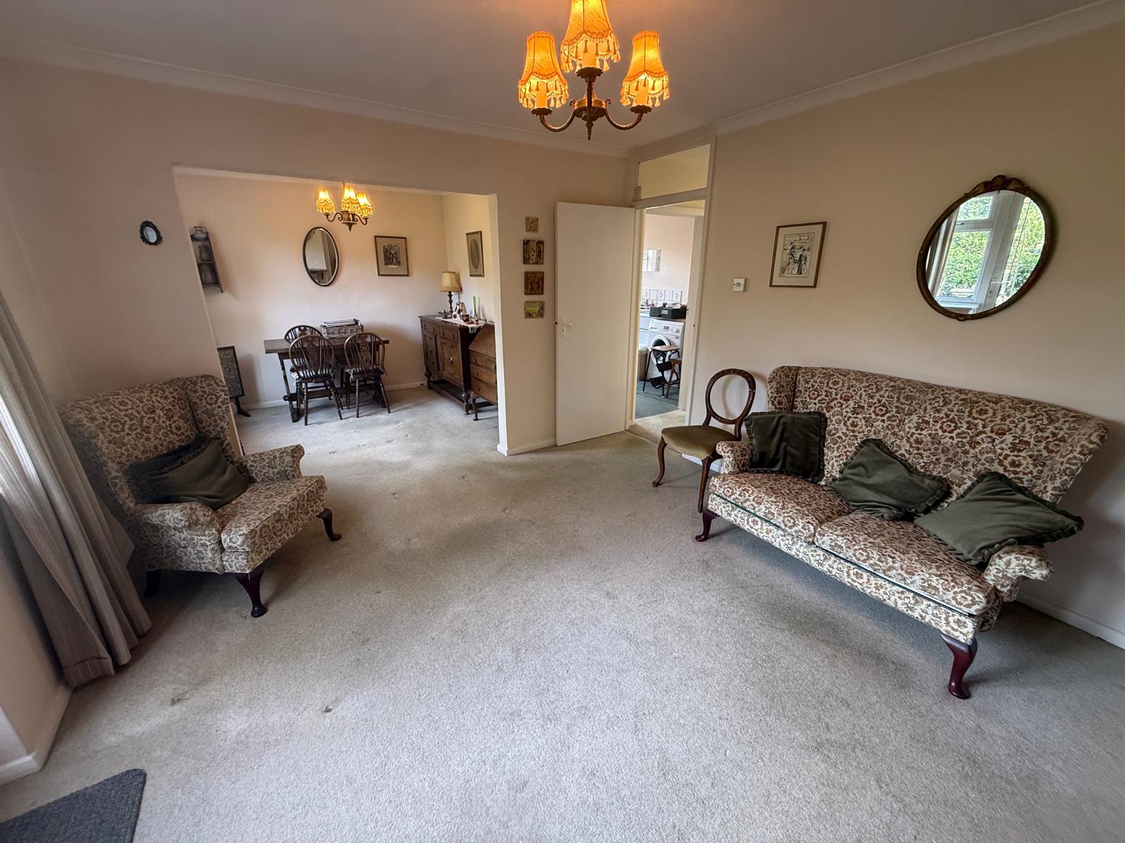 Semi Detached Bungalow for sale in Broadstairs, Rosemary Avenue, Broadstairs, CT10 2ES