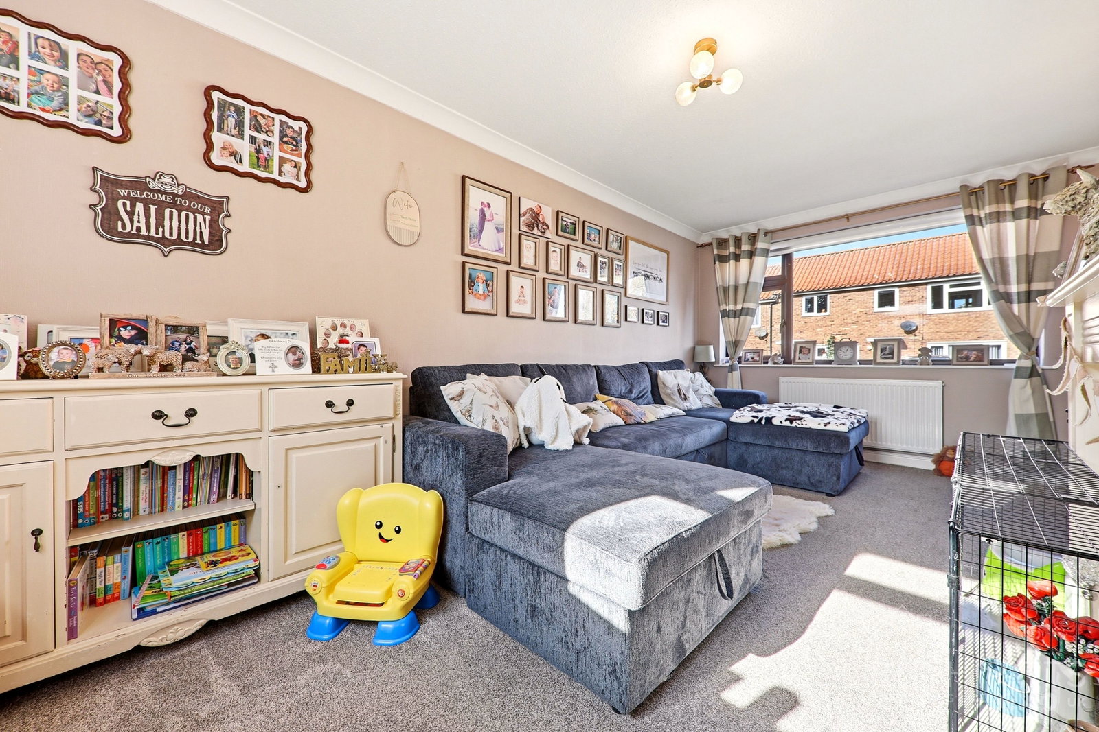 End Of Terrace House for sale in Scunthorpe, Cranidge Close, Crowle, DN17