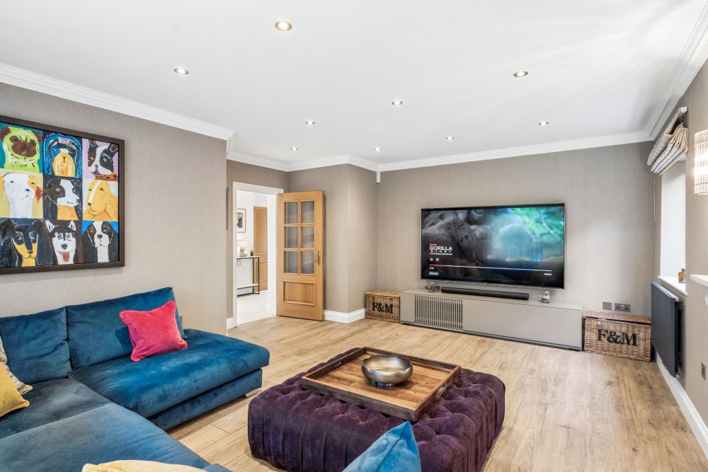 Detached House for sale in Chalfont St. Giles, Glenwood, Nightingales Lane, Chalfont St Giles HP8 4SF