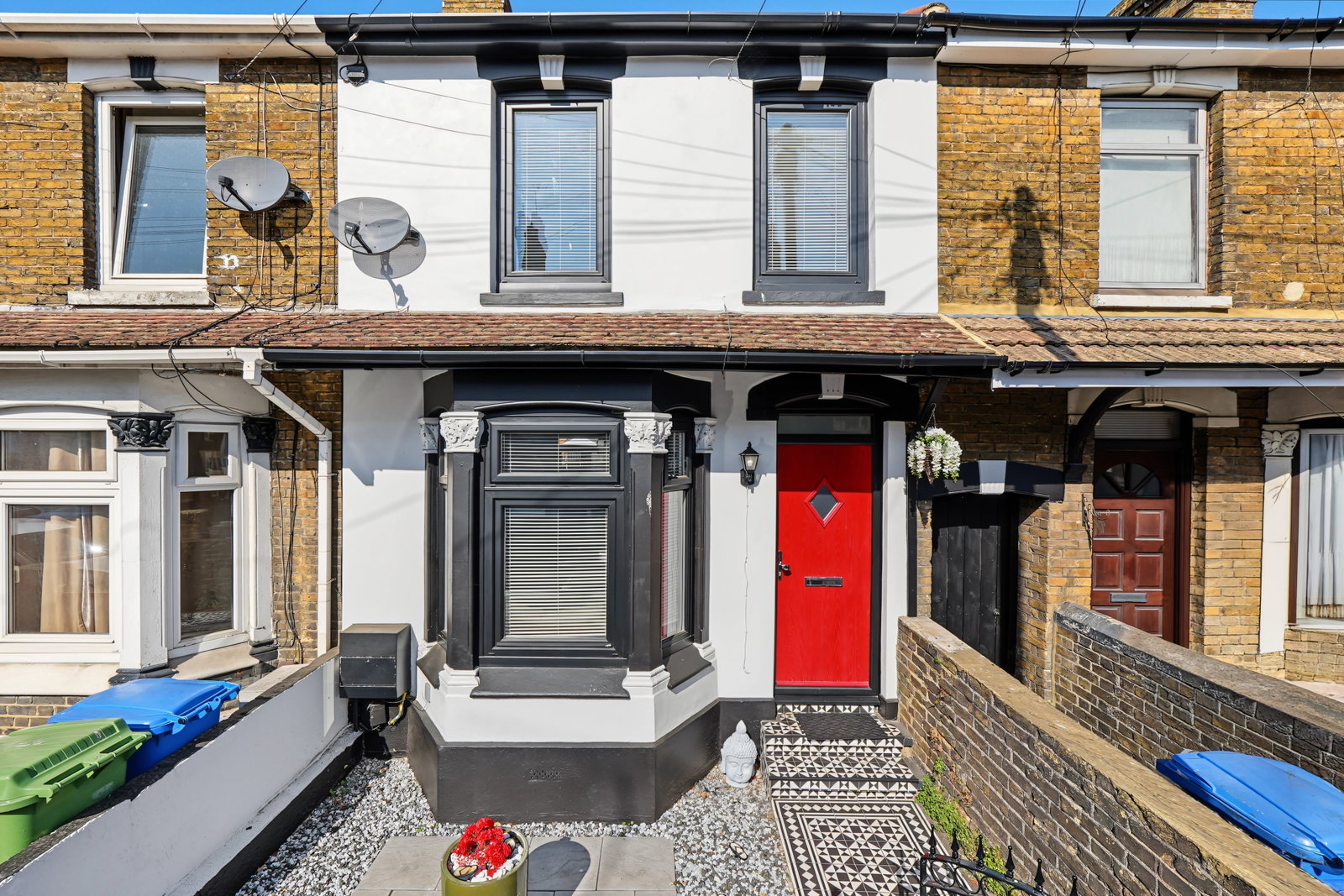 Terraced House for sale in Sittingbourne, Crown Road, Sittingbourne, ME10 2AJ