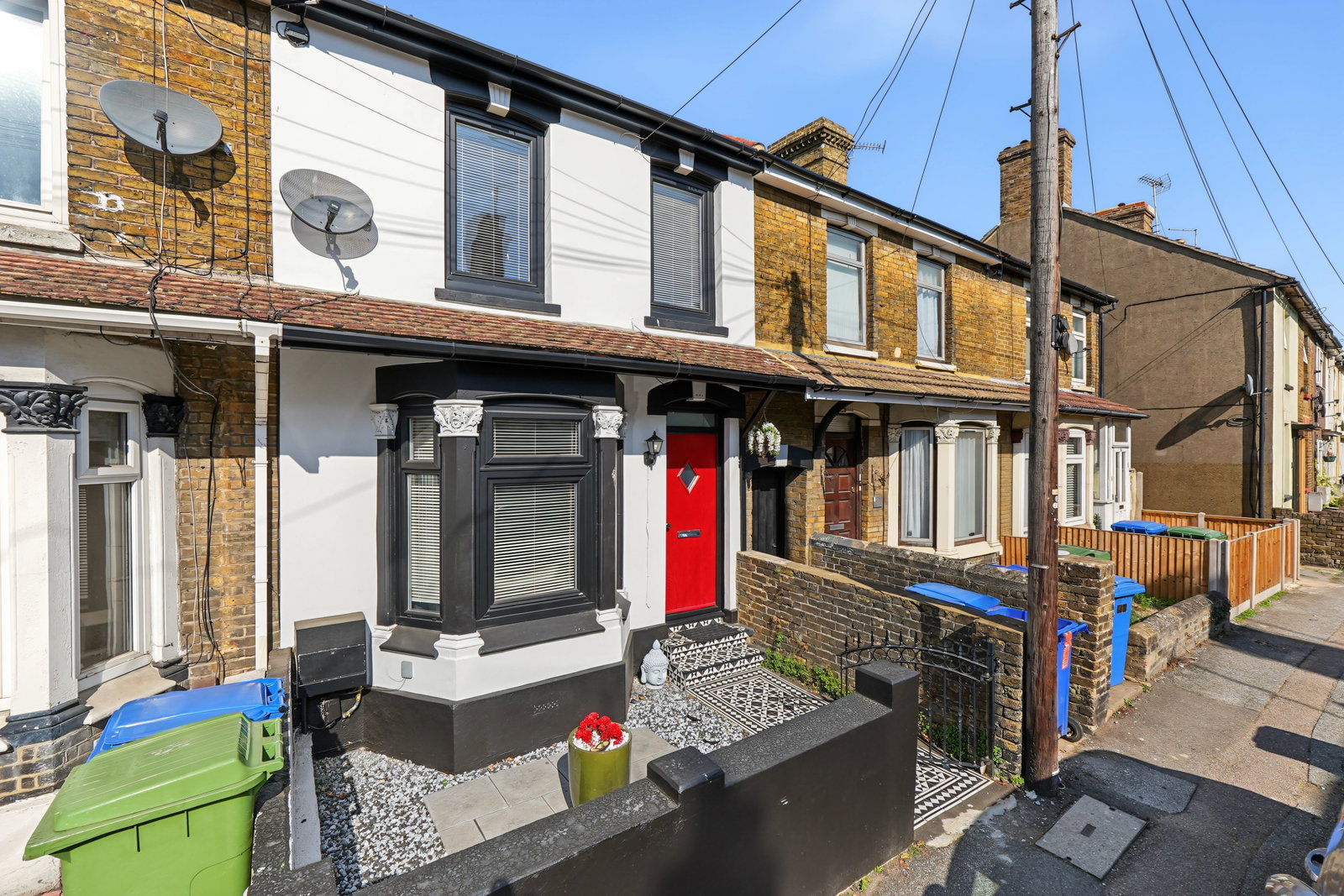 Terraced House for sale in Sittingbourne, Crown Road, Sittingbourne, ME10 2AJ