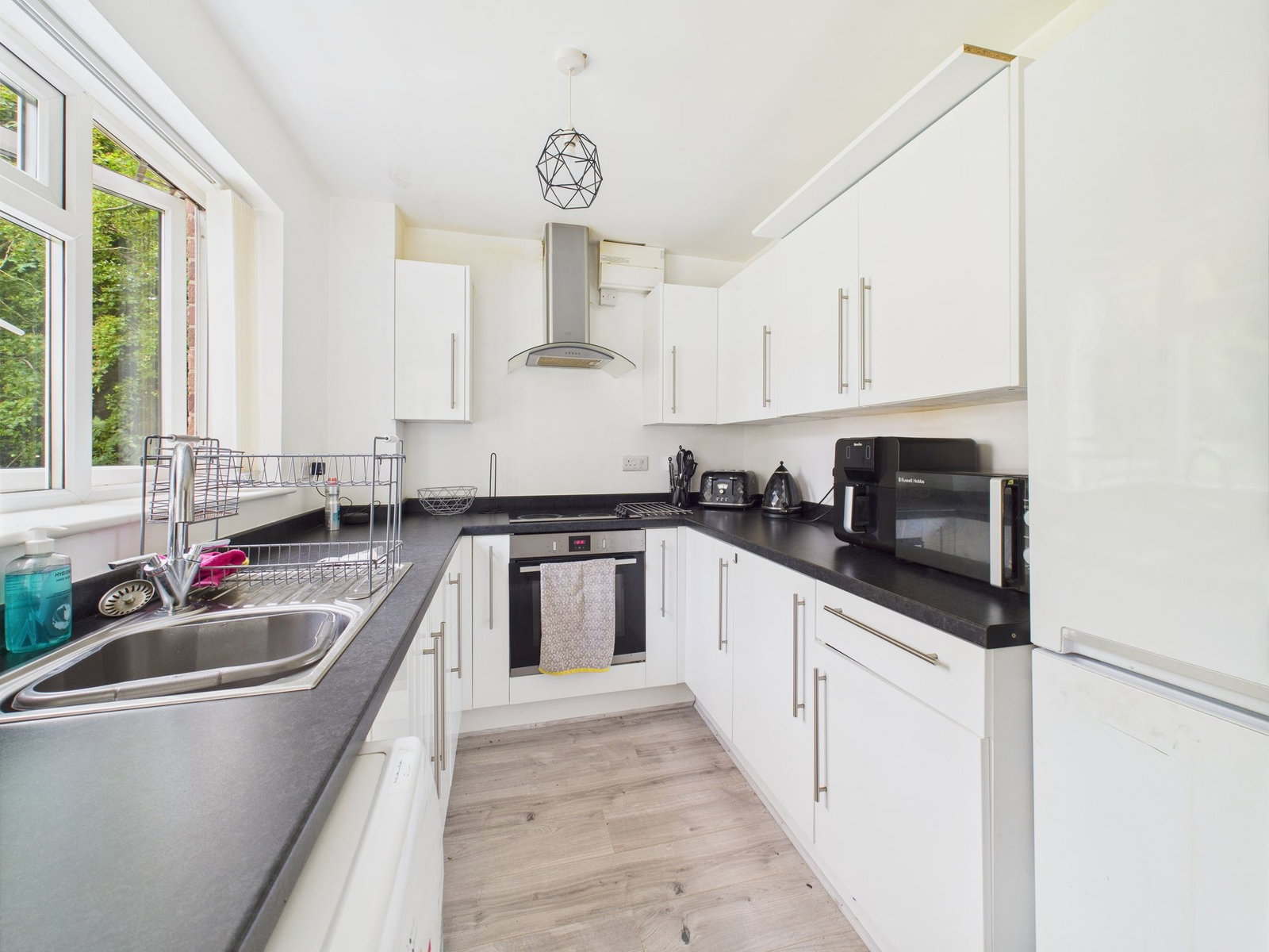End Of Terrace House for sale in Wigston, Creaton Court, Wigston, 516 m²
