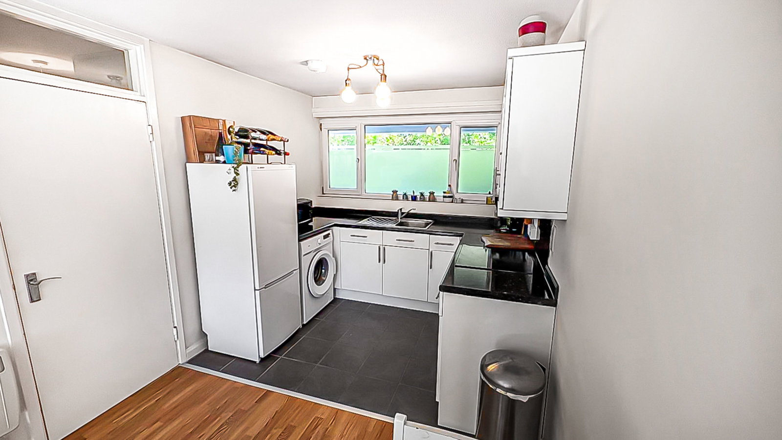 Flat for sale in Beckenham, Chislet Close, Beckenham, BR3 1UB, 561 m²