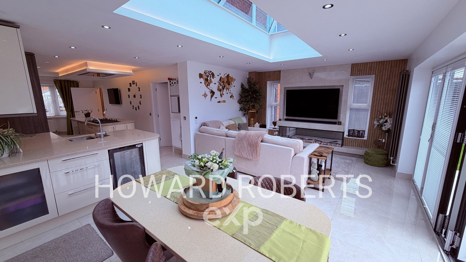 Detached House for sale in Leyland, The Heritage, Leyland, PR25 3ZJ, 2228 m²