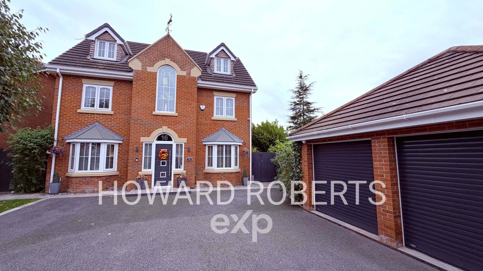 Detached House for sale in Leyland, The Heritage, Leyland, PR25 3ZJ, 2228 m²