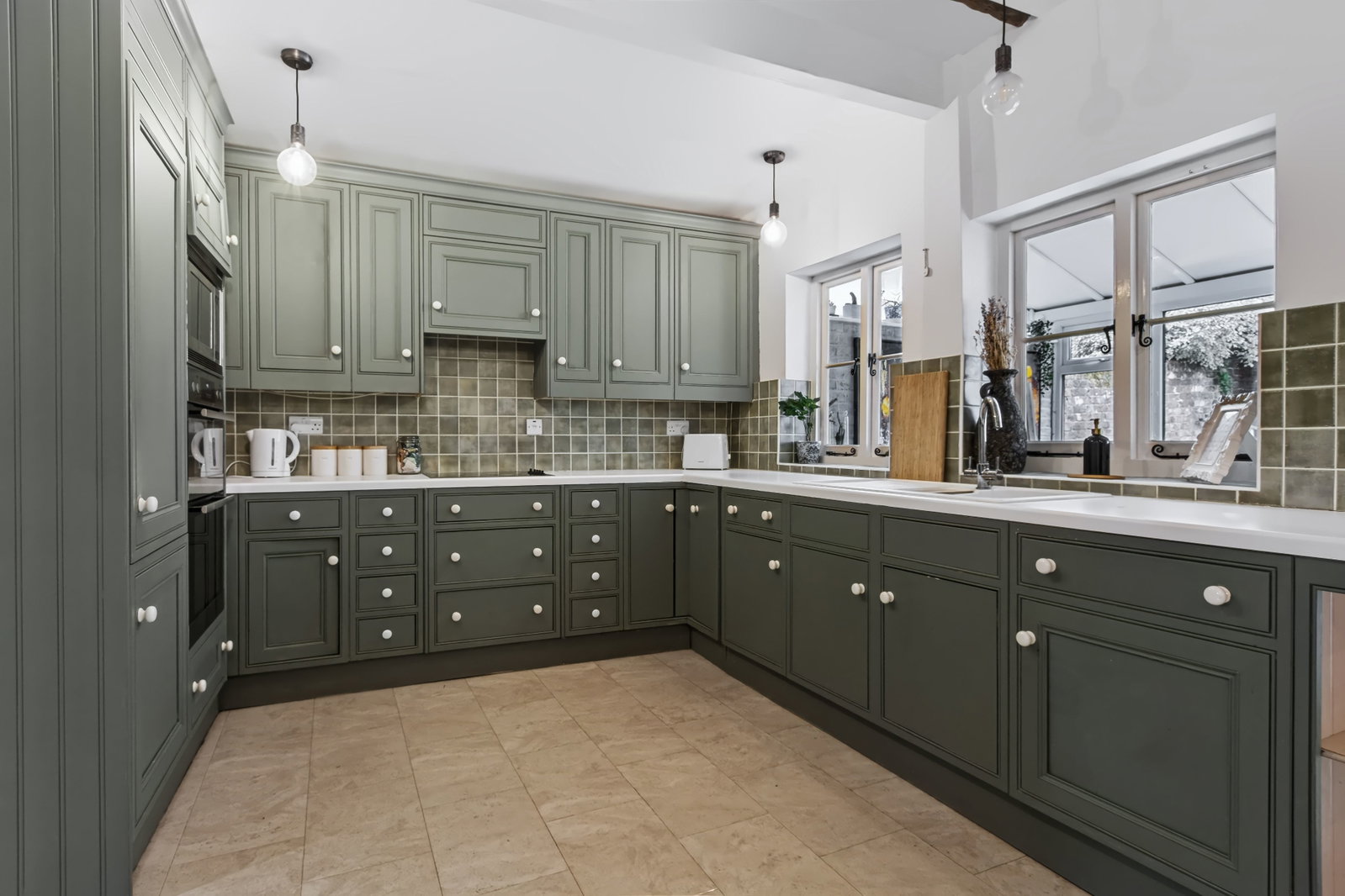 Terraced House for sale in Maidstone, High Street, Lenham, Maidstone, ME17, 1906 m²