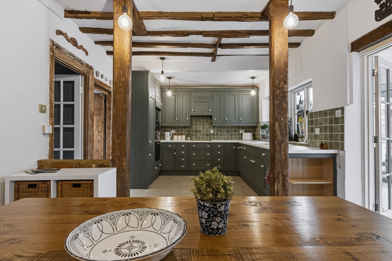 Terraced House for sale in Maidstone, High Street, Lenham, Maidstone, ME17, 1906 m²