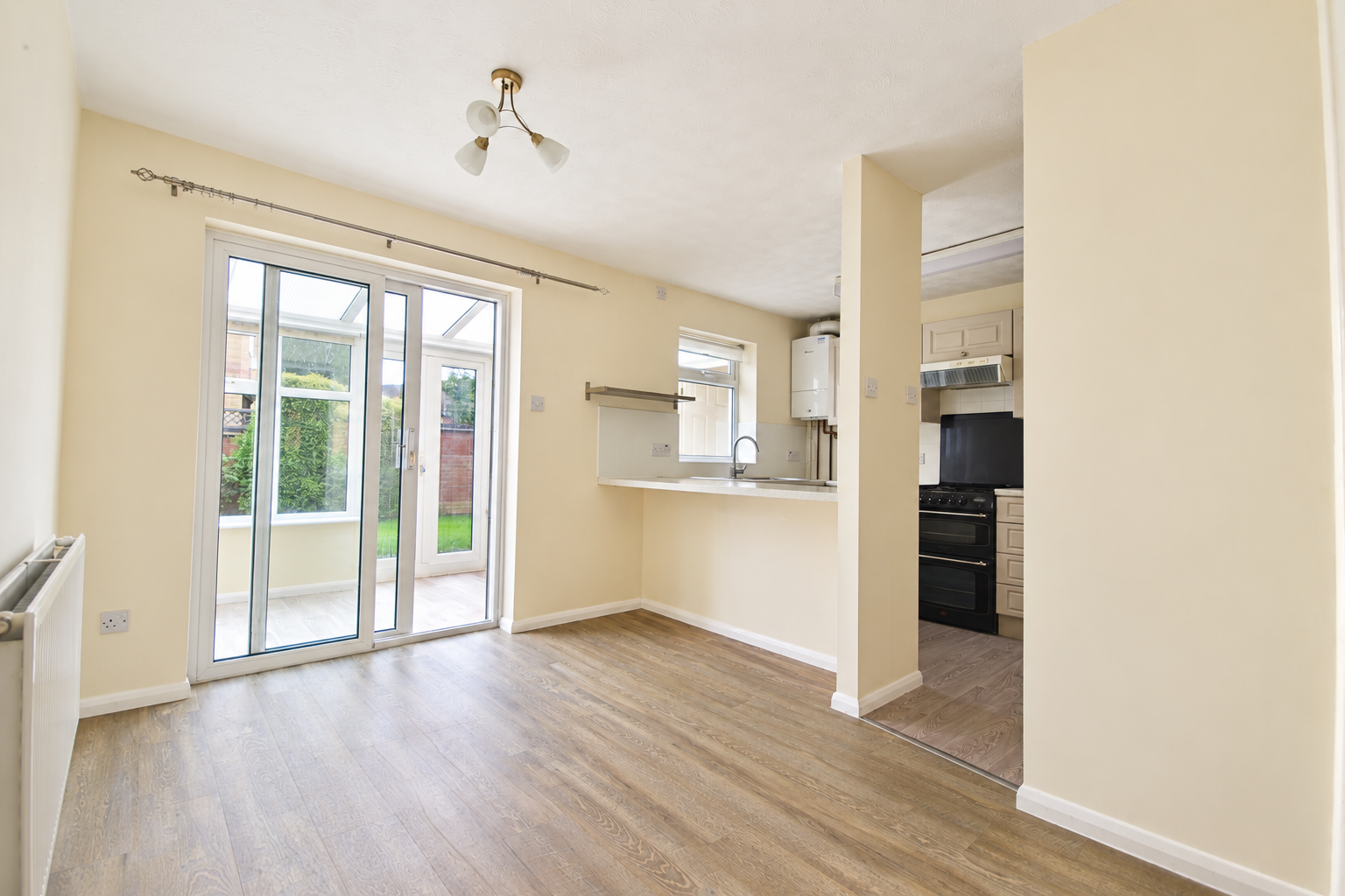 Semi Detached House for sale in Loughborough, Laurel Road, Loughborough, LE11 2NL