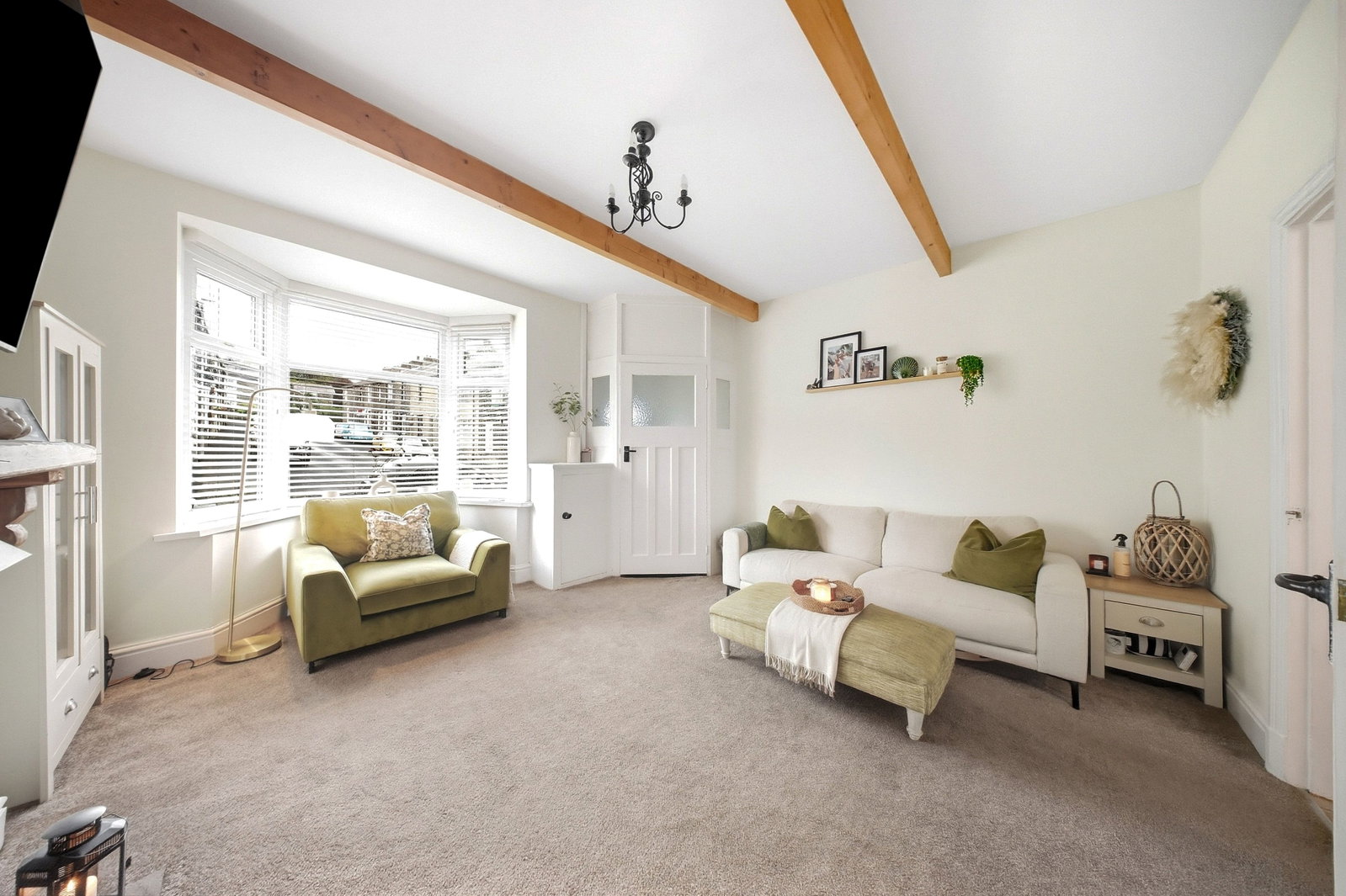 Terraced House for sale in Burnley, Duke Street, Briercliffe, Burnley, BB10 2JA, 634 m²