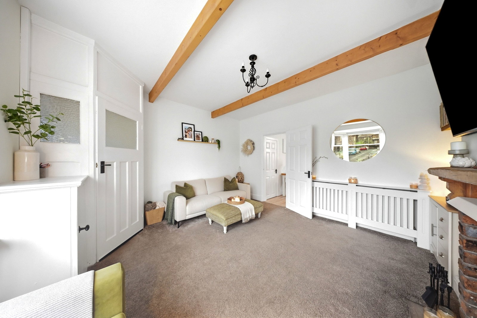 Terraced House for sale in Burnley, Duke Street, Briercliffe, Burnley, BB10 2JA, 634 m²