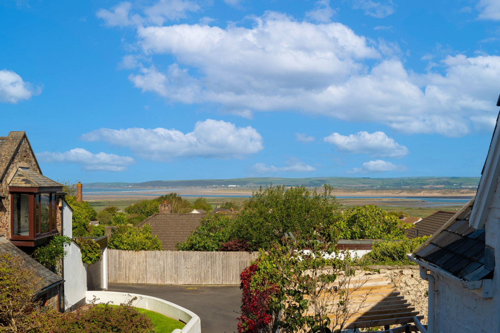 Semi Detached House for sale in Bideford, Bay View Road, Northam, 1690 m²