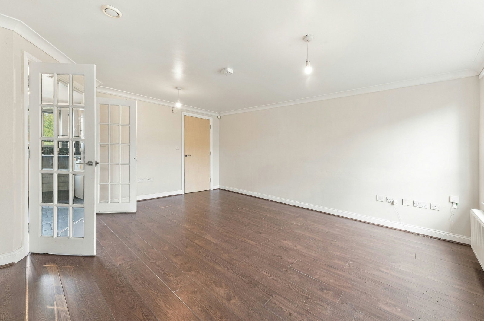 Semi Detached House for sale in Leeds, Southwood Close, Leeds, LS14 5AF