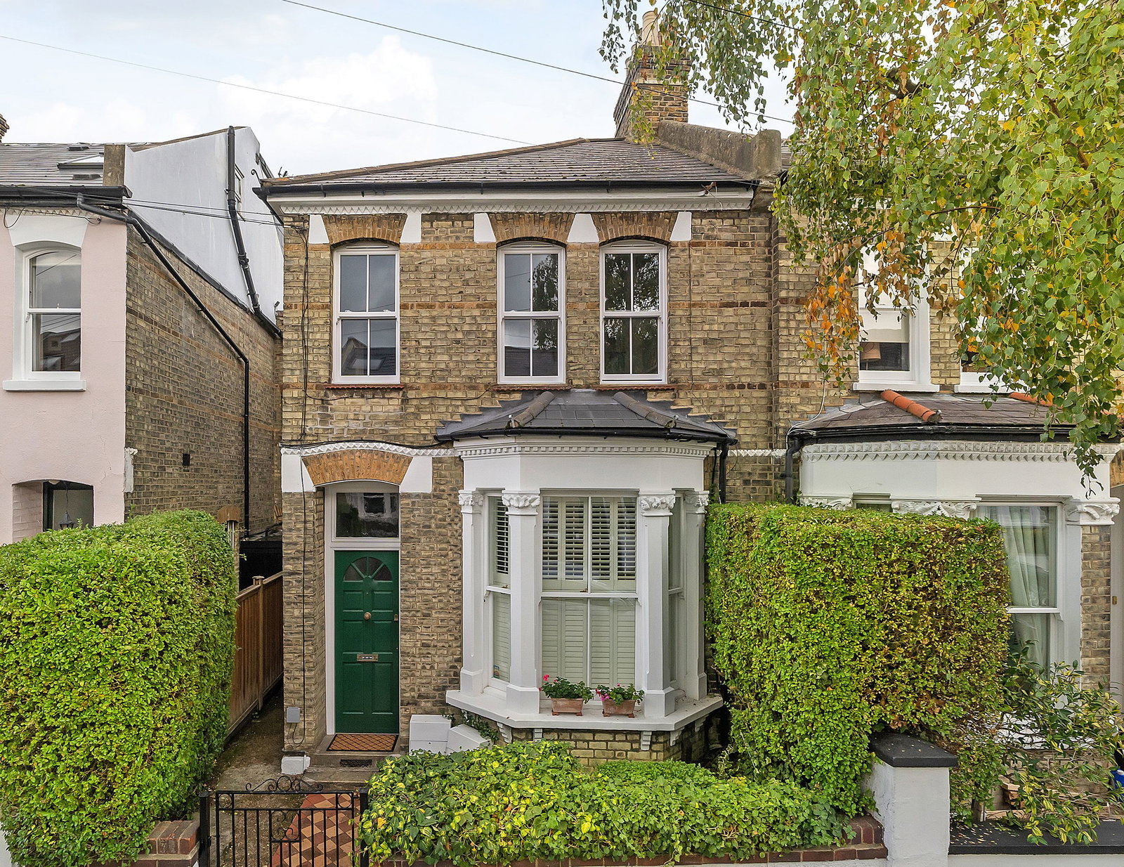 Flat for sale in London, Ringford Road, Wandsworth, SW18 1RP, 624 m²
