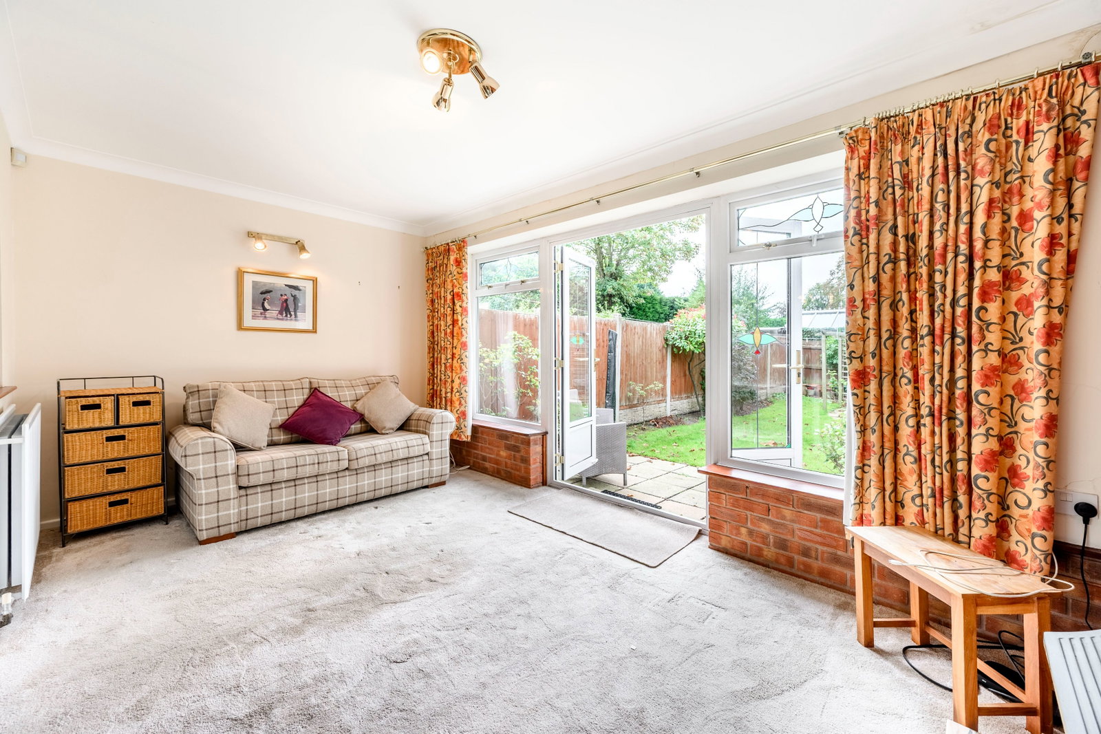 Semi Detached House for sale in Walsall, Burnside Gardens, Walsall, WS5 3LB