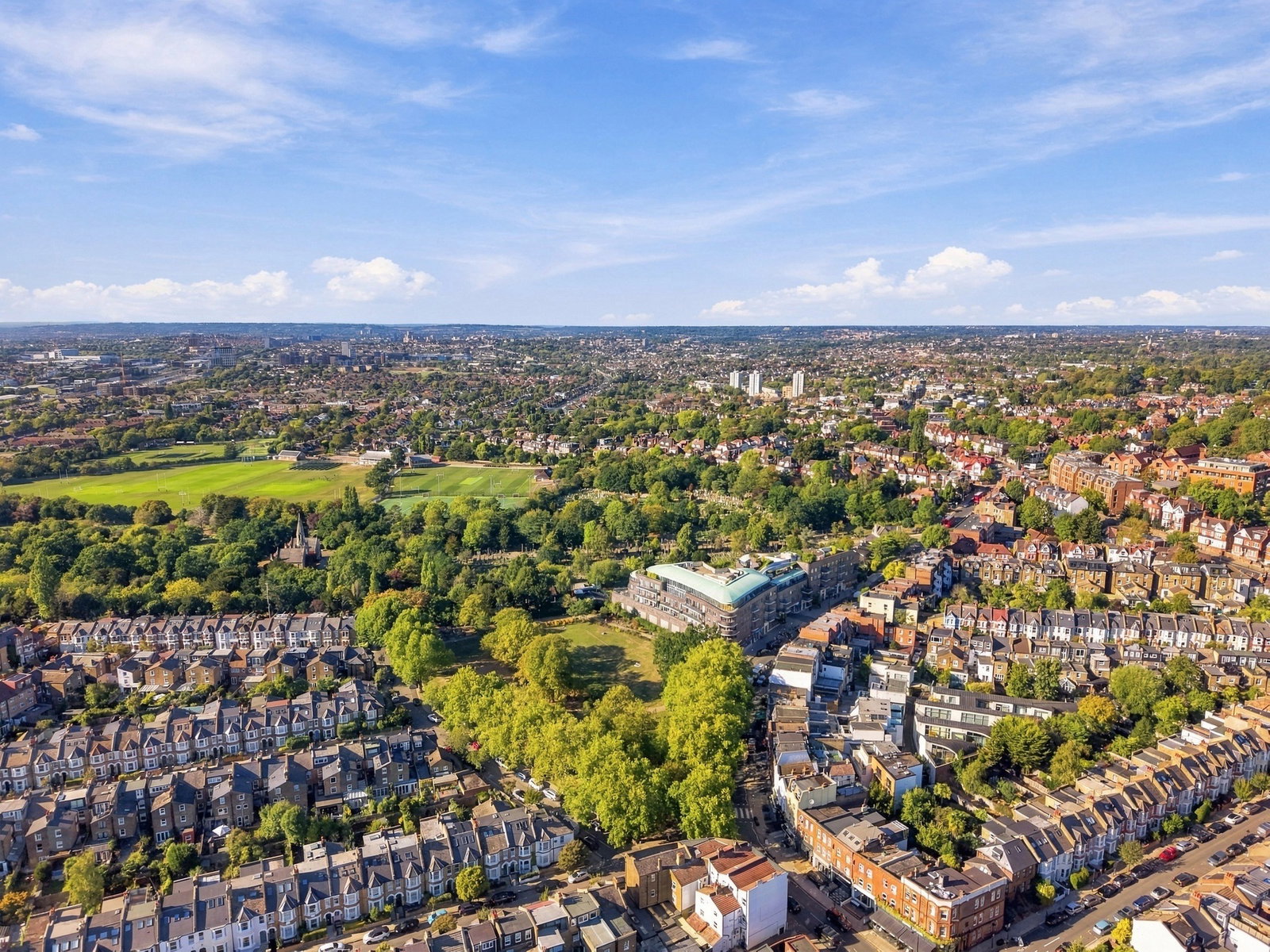 End Of Terrace House for sale in London, Achilles Road, London, NW6, 1807 m²