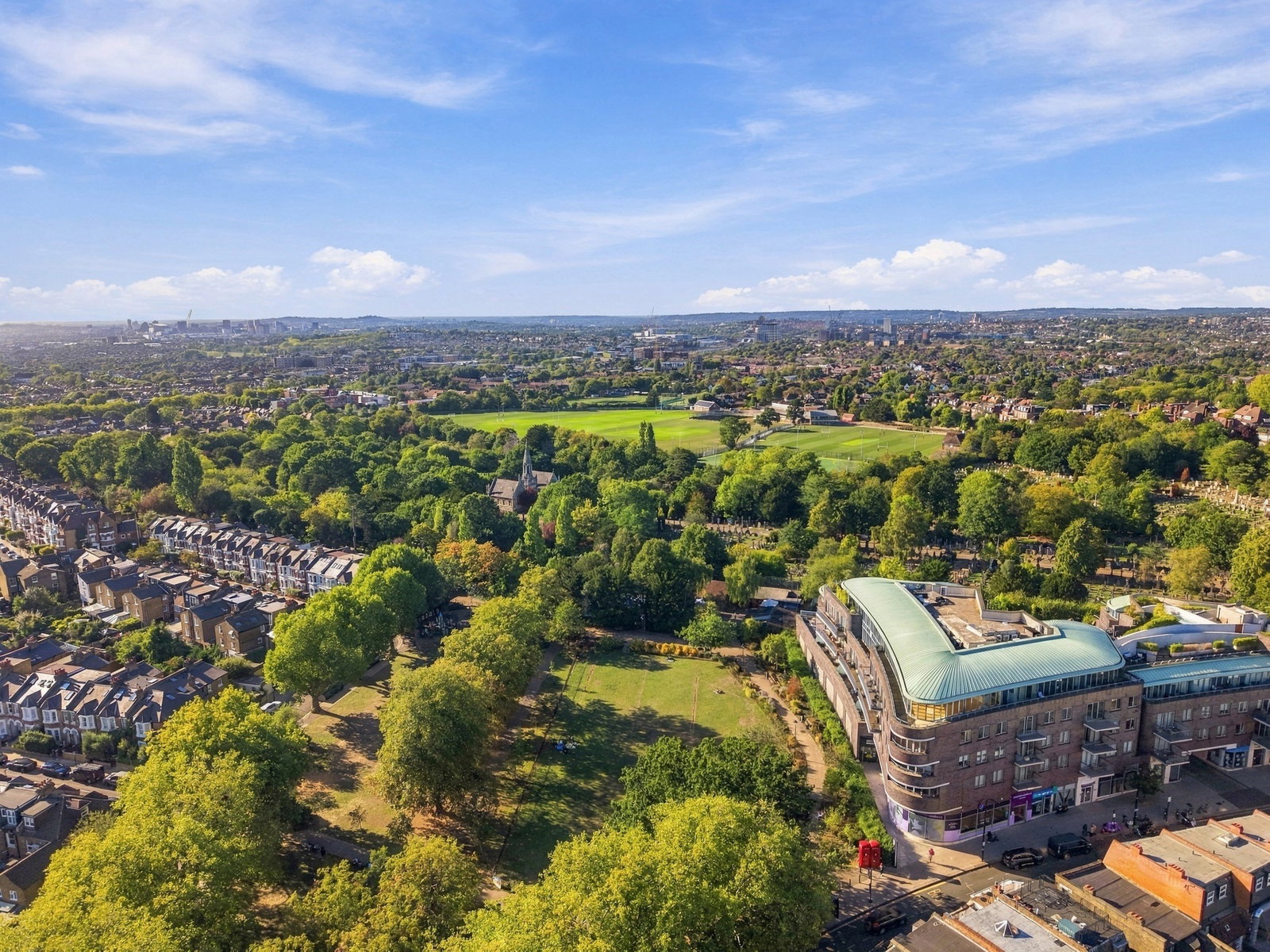 End Of Terrace House for sale in London, Achilles Road, London, NW6, 1807 m²