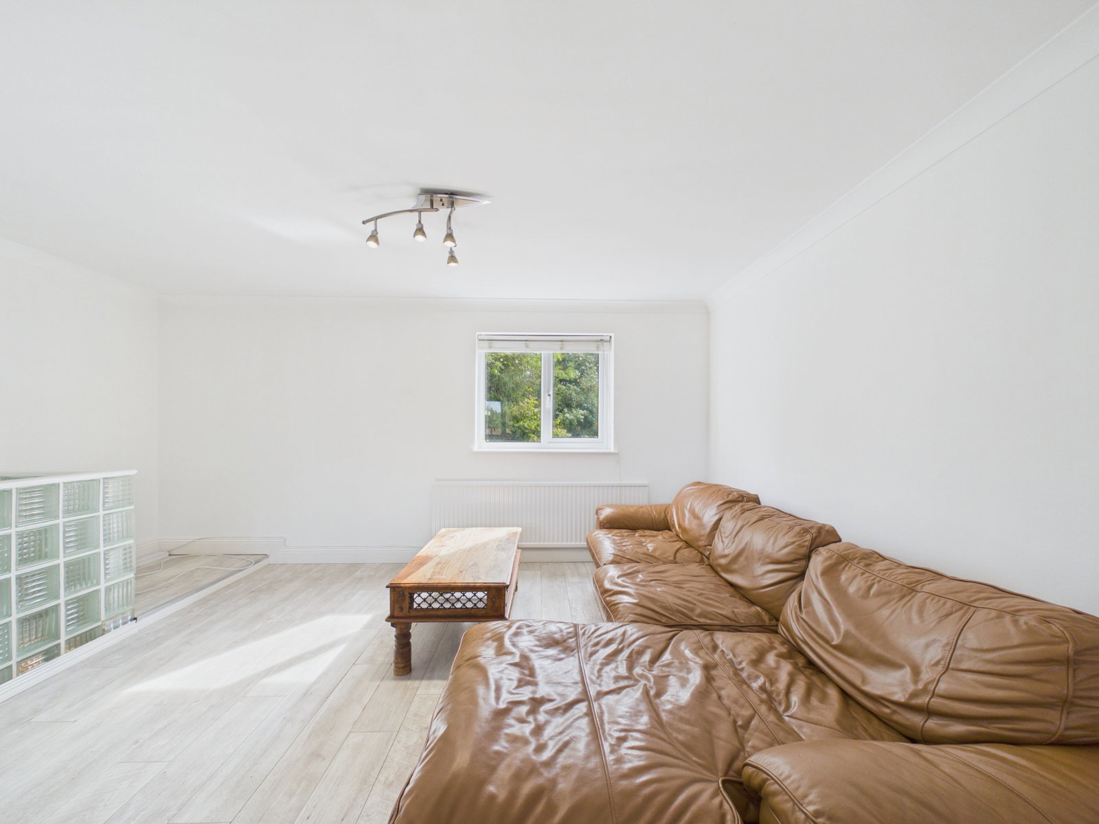 Flat for sale in Sawbridgeworth, Leat Close, Sawbridgeworth, 665 m²