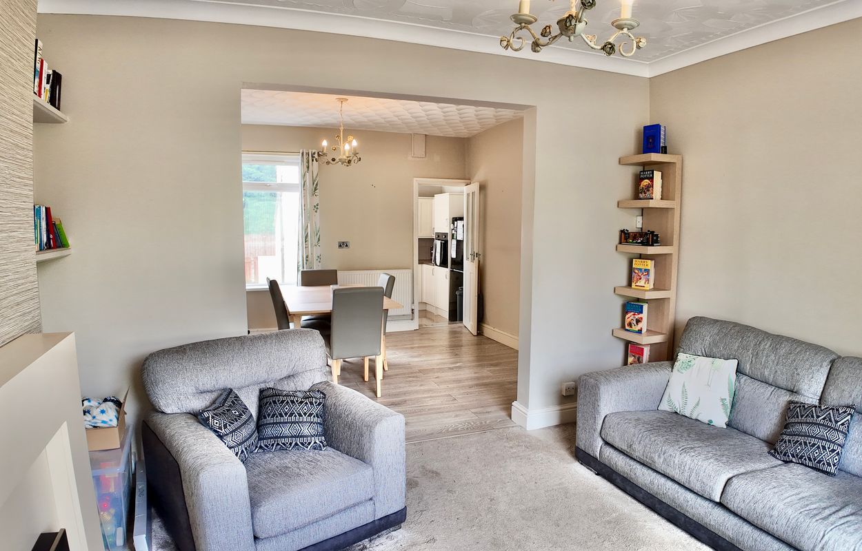 Terraced House for sale in Pontypool, Graig View Terrace, Talywain, Pontypool, NP4 7QZ