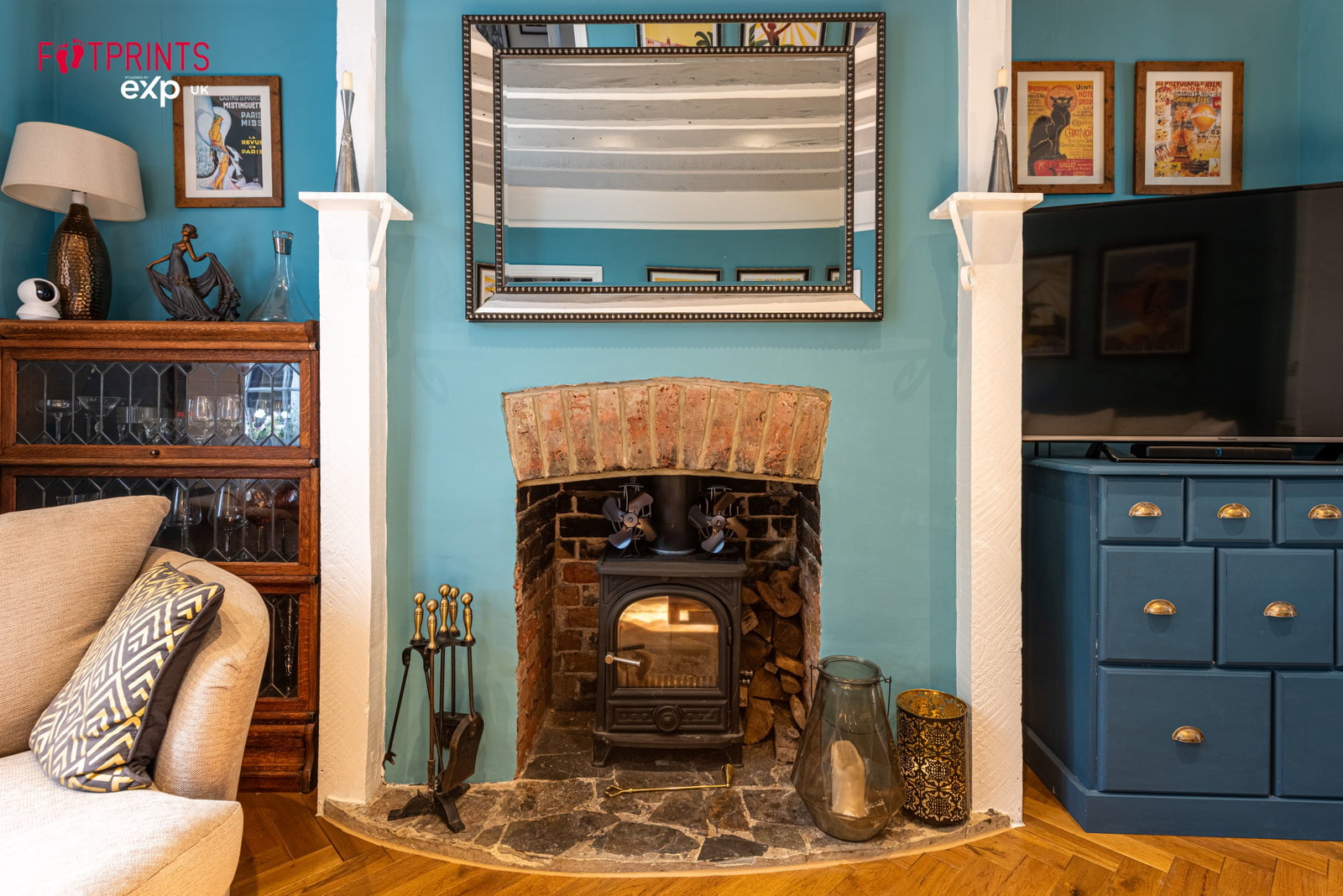 Semi Detached House for sale in Broadstairs, Victoria Road, Broadstairs, CT10 2UG, 1559 m²