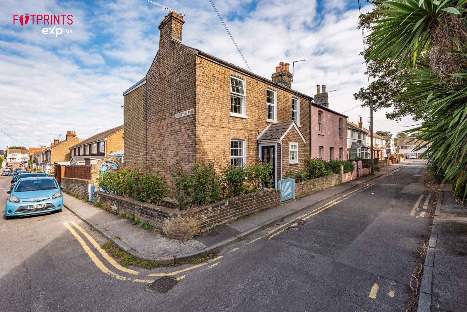 Semi Detached House for sale in Broadstairs, Victoria Road, Broadstairs, CT10 2UG, 1559 m²