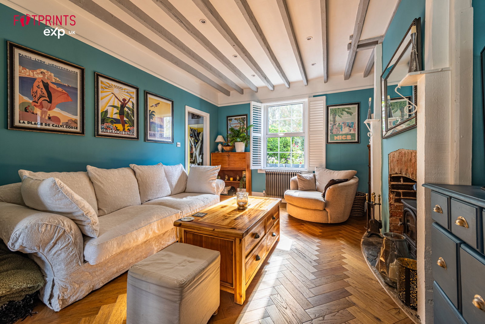 Semi Detached House for sale in Broadstairs, Victoria Road, Broadstairs, CT10 2UG, 1559 m²