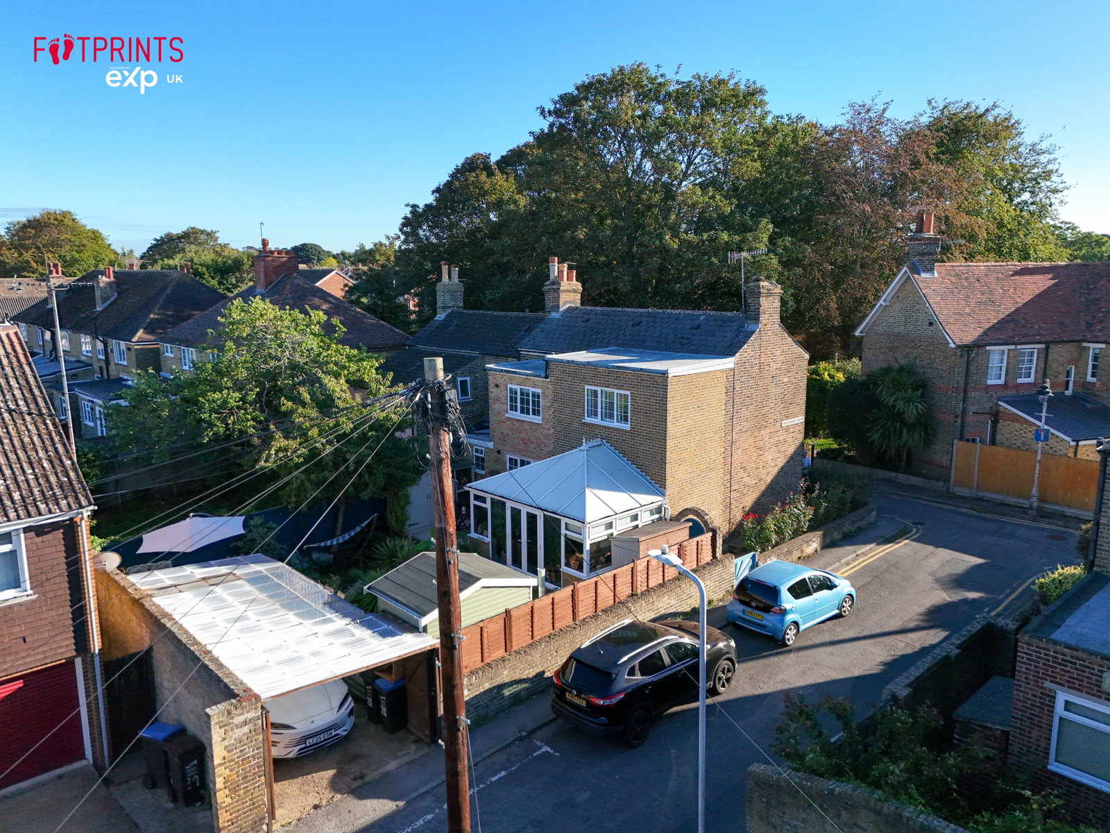 Semi Detached House for sale in Broadstairs, Victoria Road, Broadstairs, CT10 2UG, 1559 m²