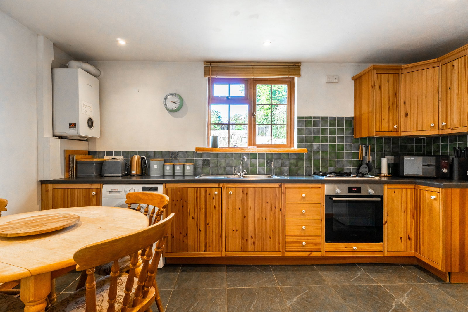 Cottage for sale in Bideford, Mount Pleasant, Littleham, Nr Bideford, 861 m²