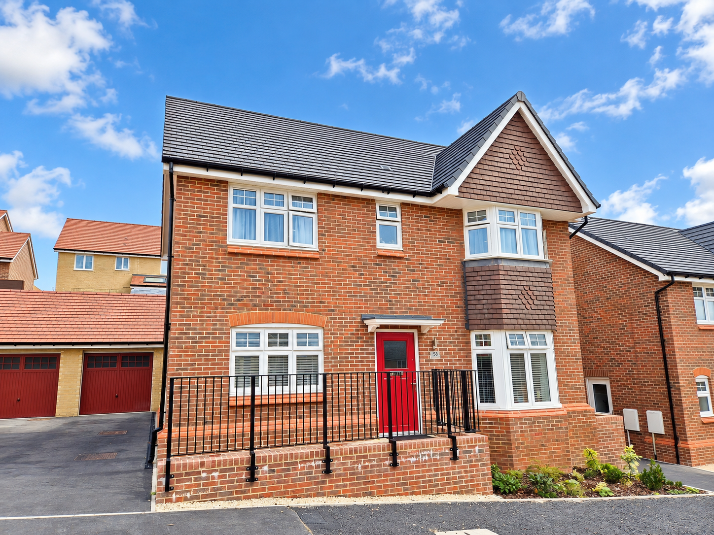Detached House for sale in Houghton Regis, Panama Gardens, Houghton Regis, Bedfordshire, LU5 6SN