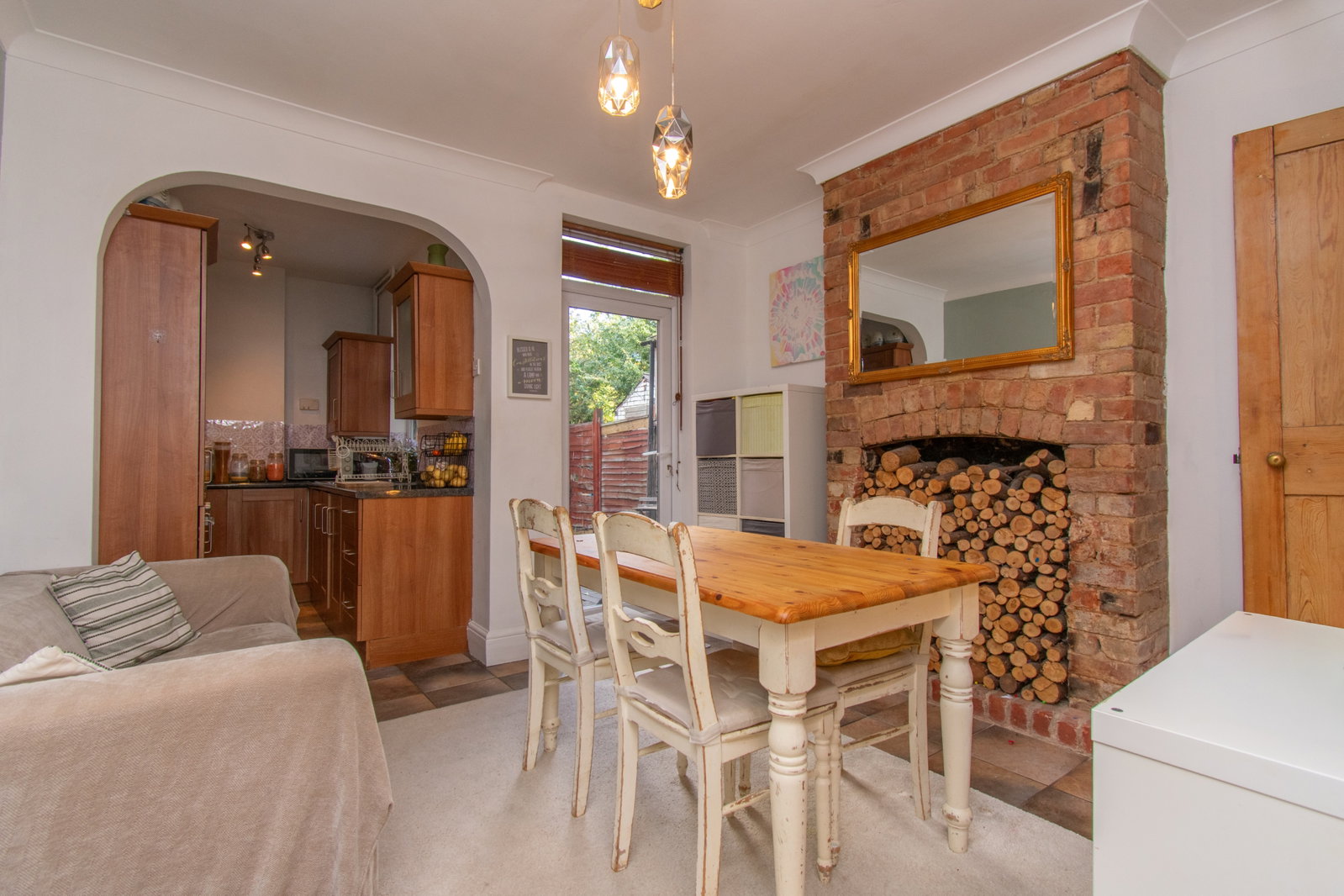 Terraced House for sale in Wigston, Bushloe End, Wigston, LE18 2BA
