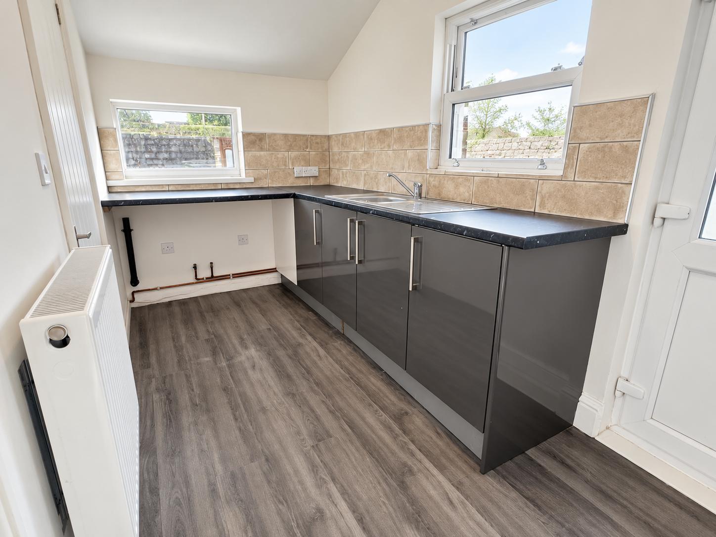 Terraced House for sale in Llanelli, Bryngwyn Road, Llanelli, SA14 8LH