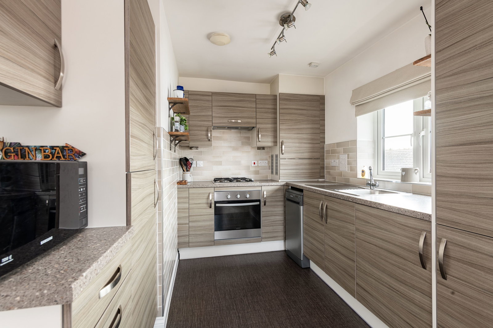Flat for sale in Maidstone, Edmett Way, Langley, Maidstone, 484 m²