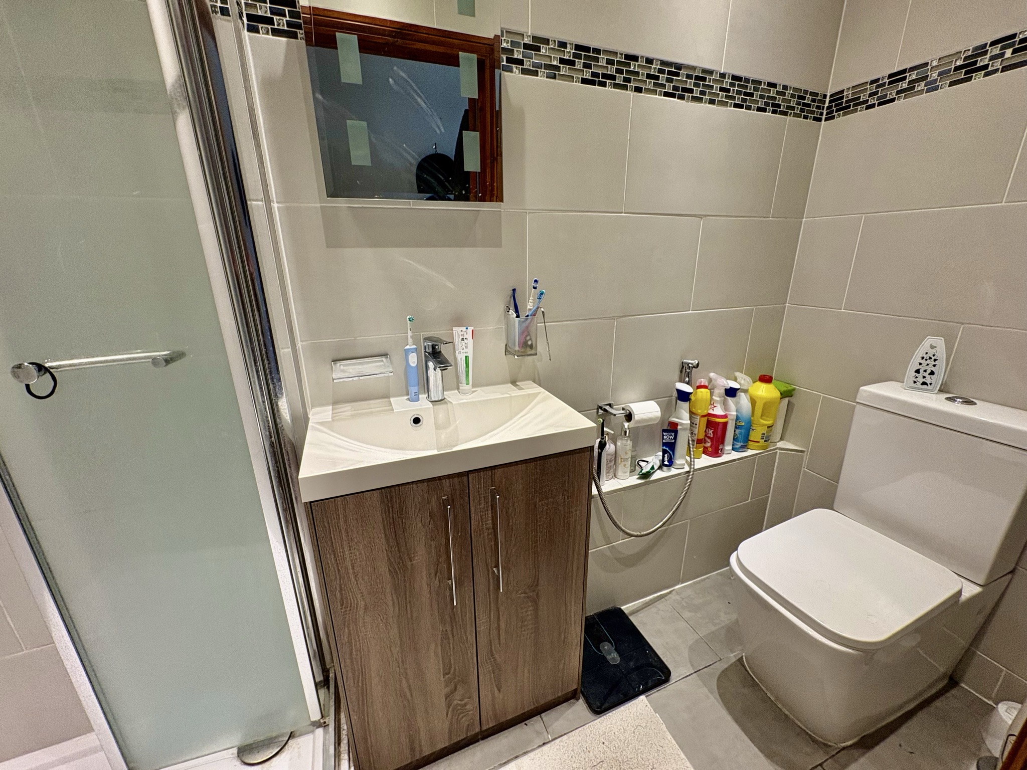 Maisonette for sale in Edgware, Montgomery Road, Edgware, HA8