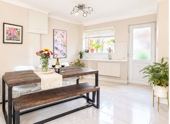 Terraced House for sale in Bristol, Berkeley Close, Bristol, BS16 6UJ