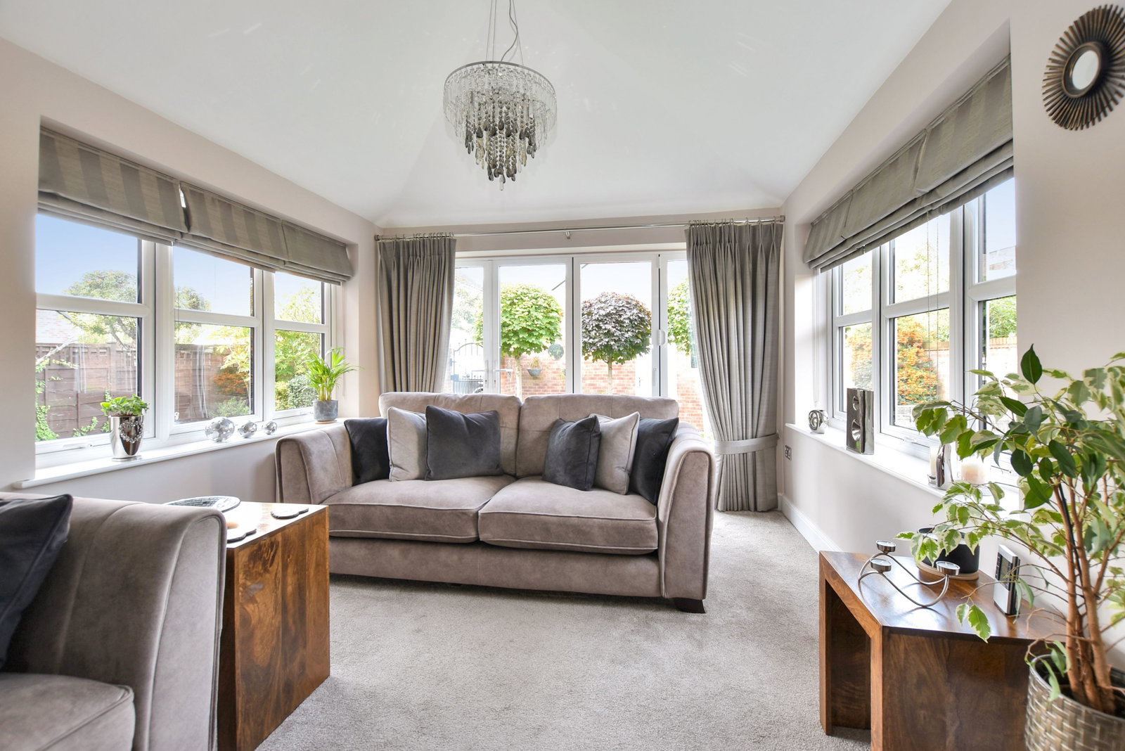 Detached House for sale in Wakefield, St. Annes Drive, STANLEY, Wakefield WF1, 1948 m²
