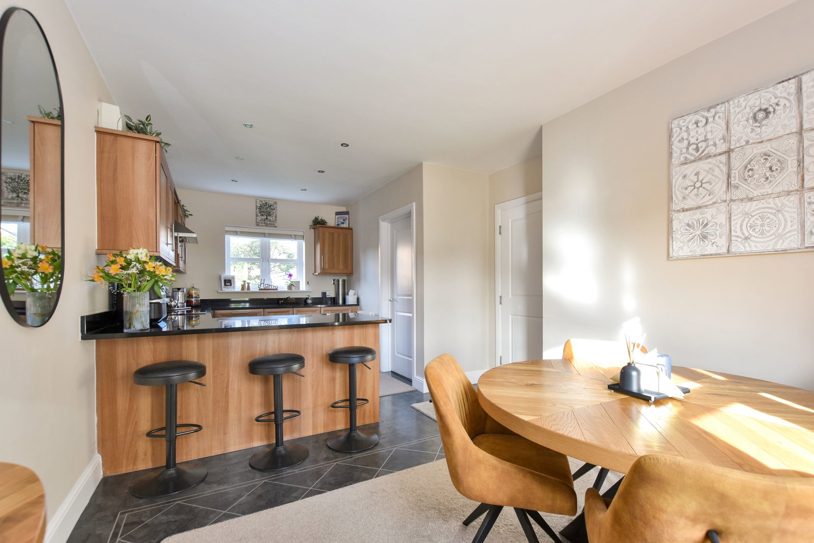 Detached House for sale in Wakefield, St. Annes Drive, STANLEY, Wakefield WF1, 1948 m²