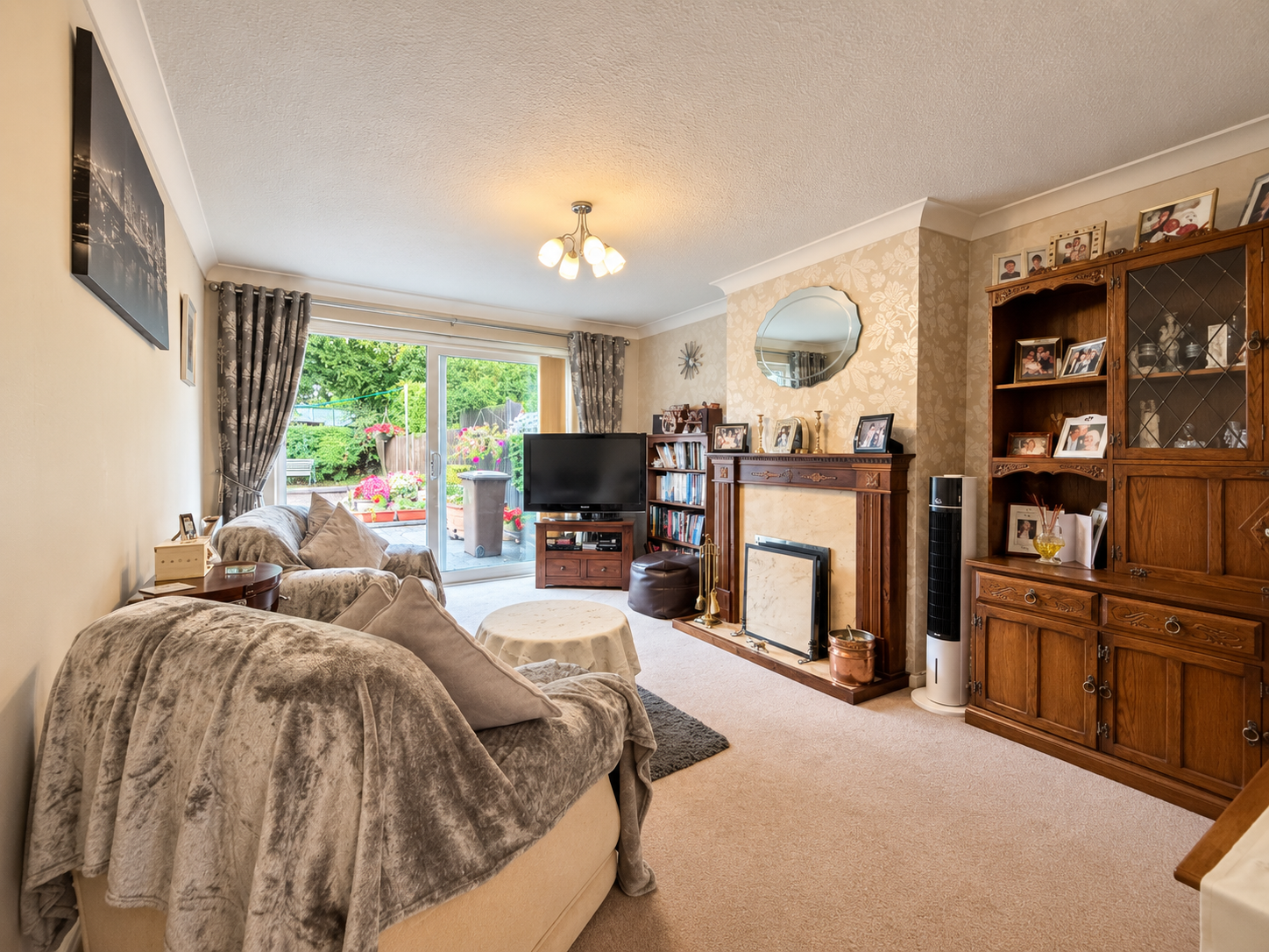 Semi Detached Bungalow for sale in Chatham, Spacious Two Bedroom Semi Detached Bungalow With No Onward Chain - Ballens Road, Lordswood