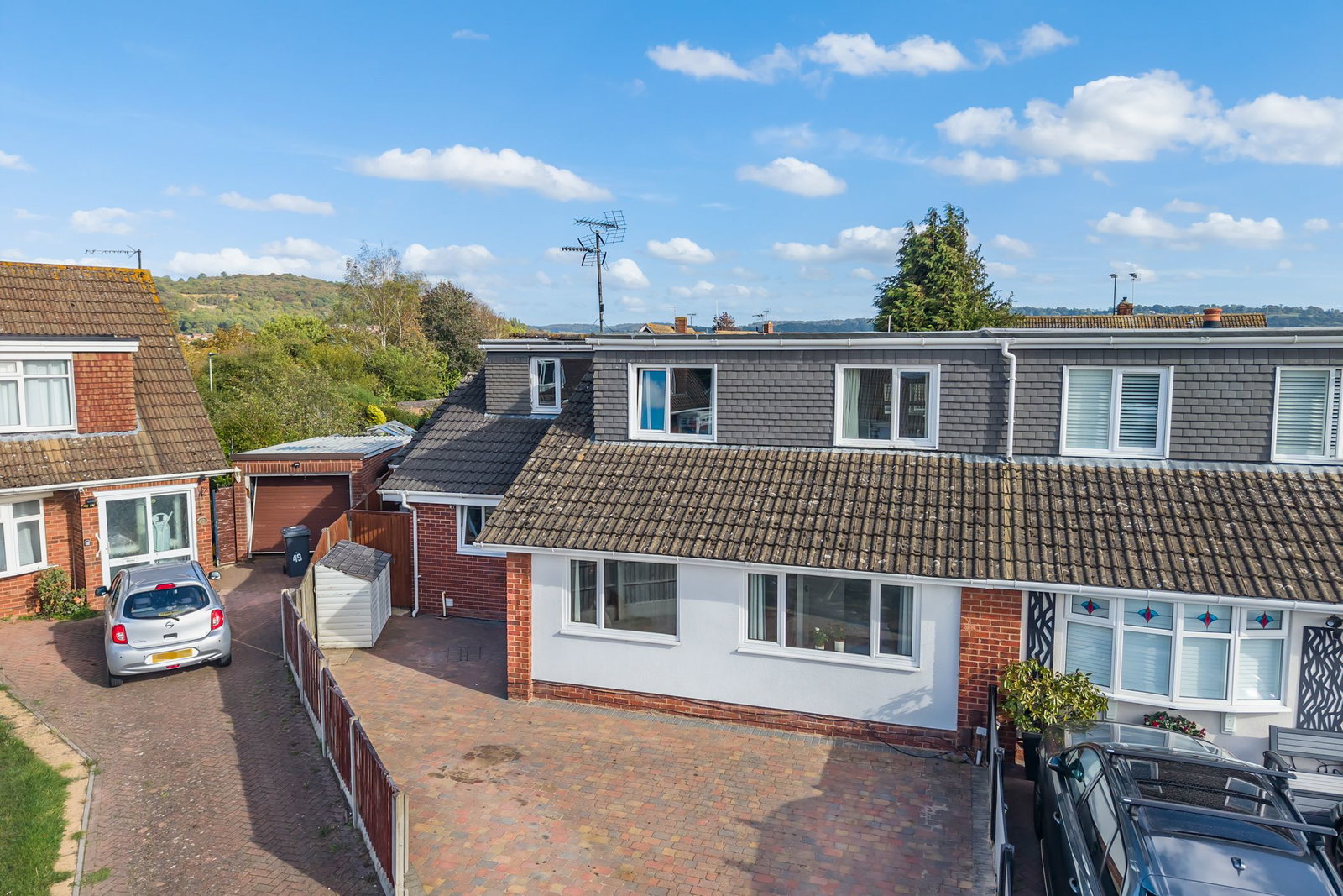 Semi Detached House for sale in Gloucester, Dunster Close, Tuffley, Gloucester, GL4 0TP