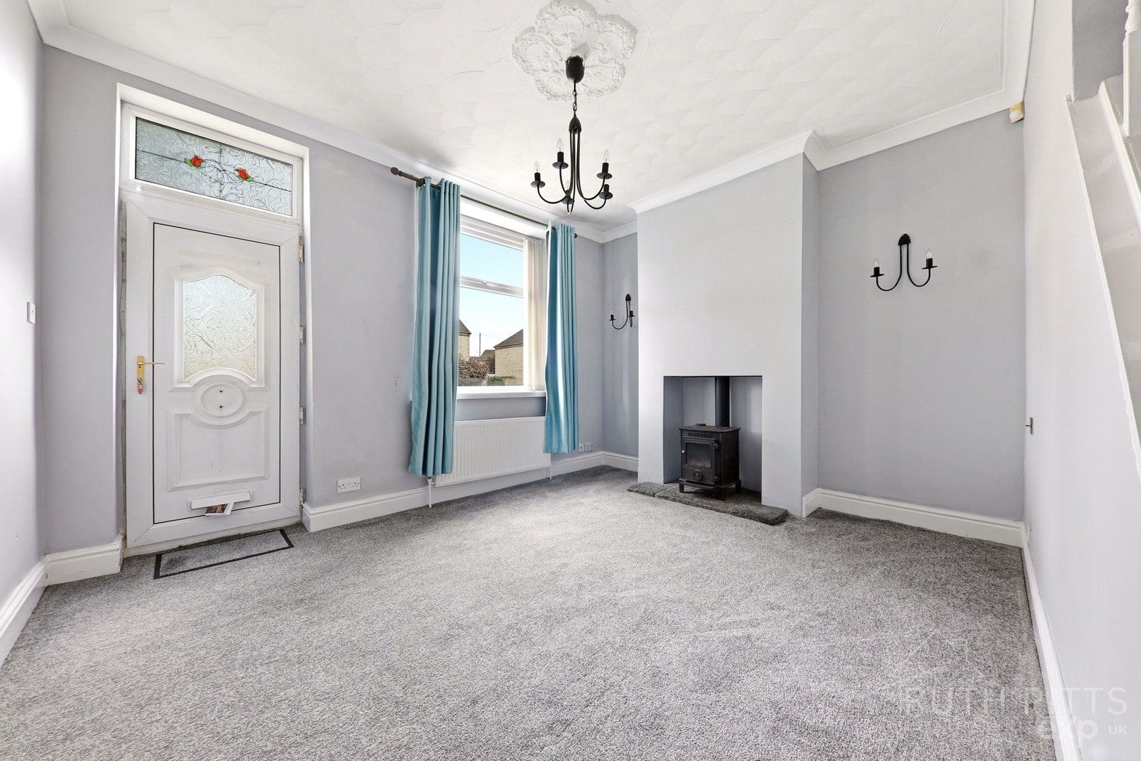 Terraced House for sale in Pontefract, Wakefield Road, Ackworth, WF7 7AH