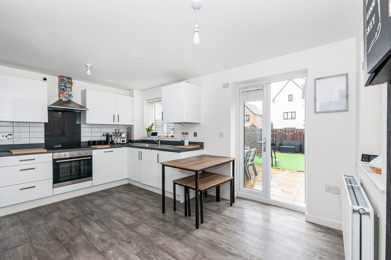 Semi Detached House for sale in Hull, Angel Place, Kingswood, Hull, East Riding of Yorkshire, HU7 3LT