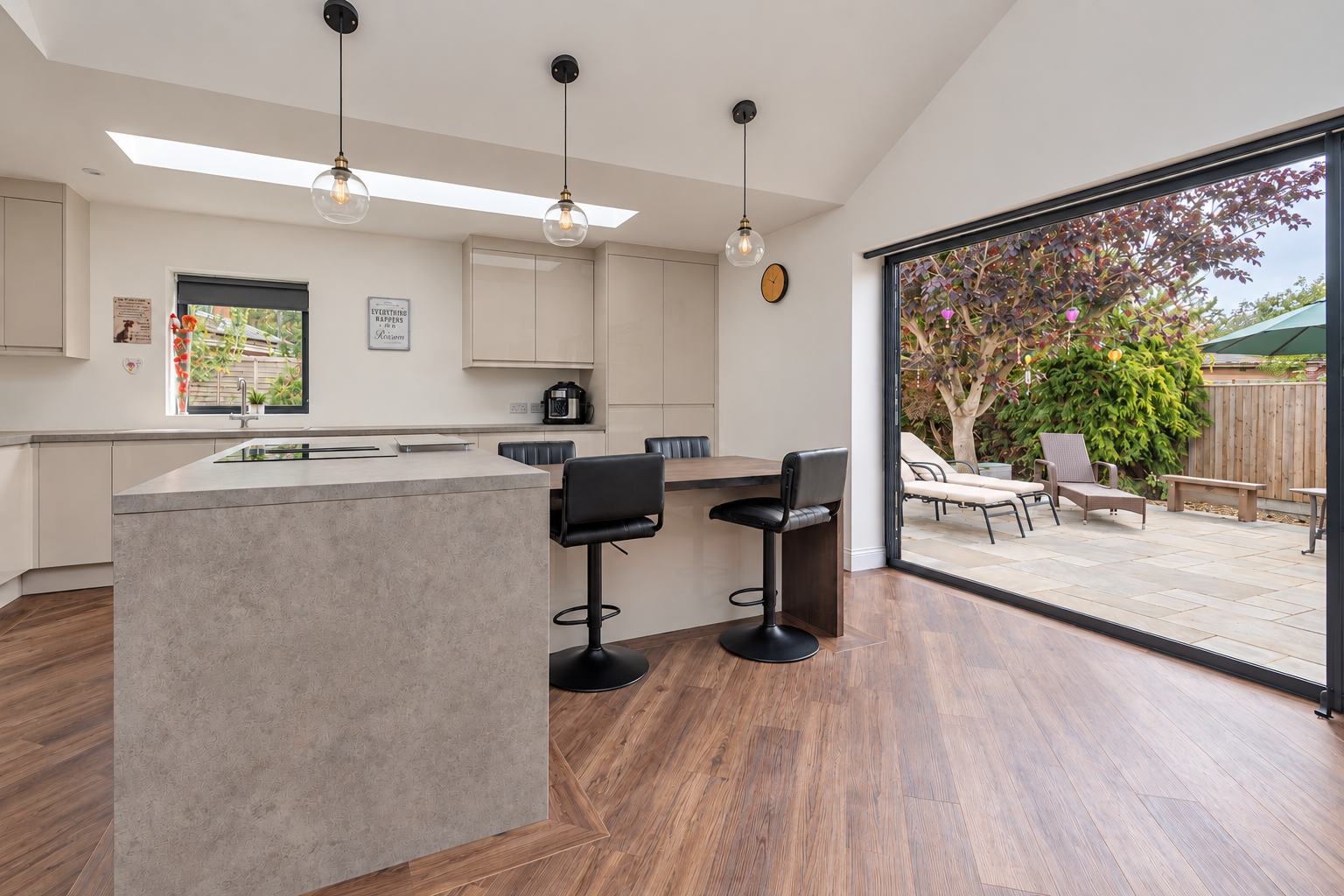 Bungalow for sale in Broadstairs, The Paddocks, Broadstairs, CT10 3AJ, 1195 m²