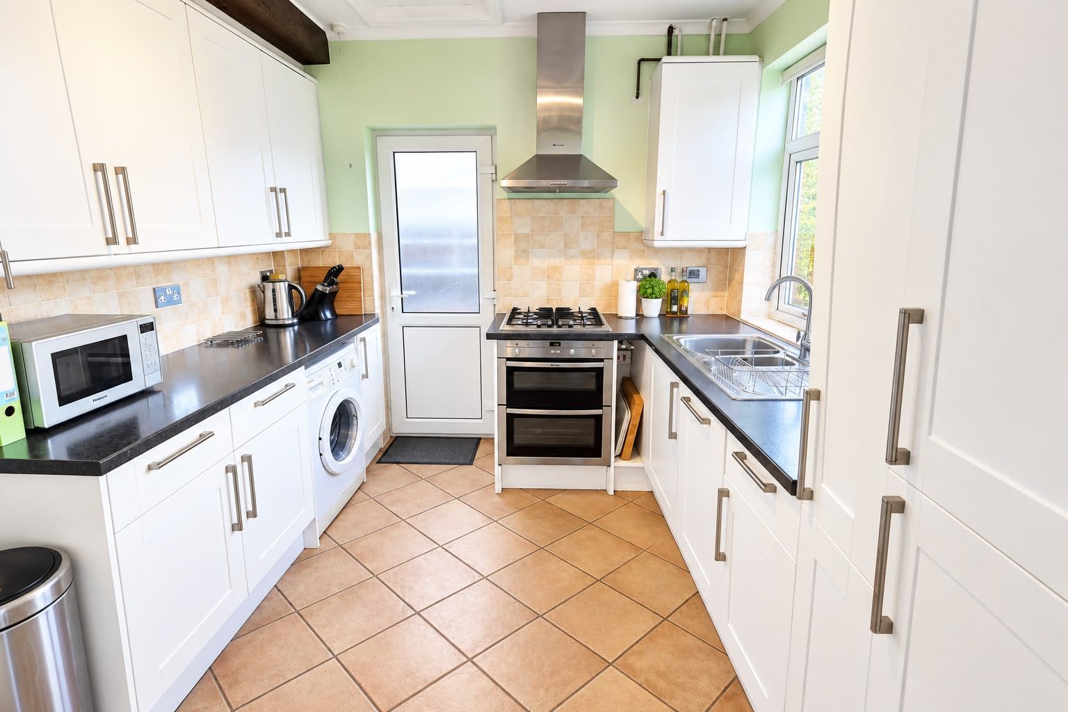 Semi Detached House for sale in Orpington, Nightingale Road, Petts Wood, Orpington, BR5 1BH