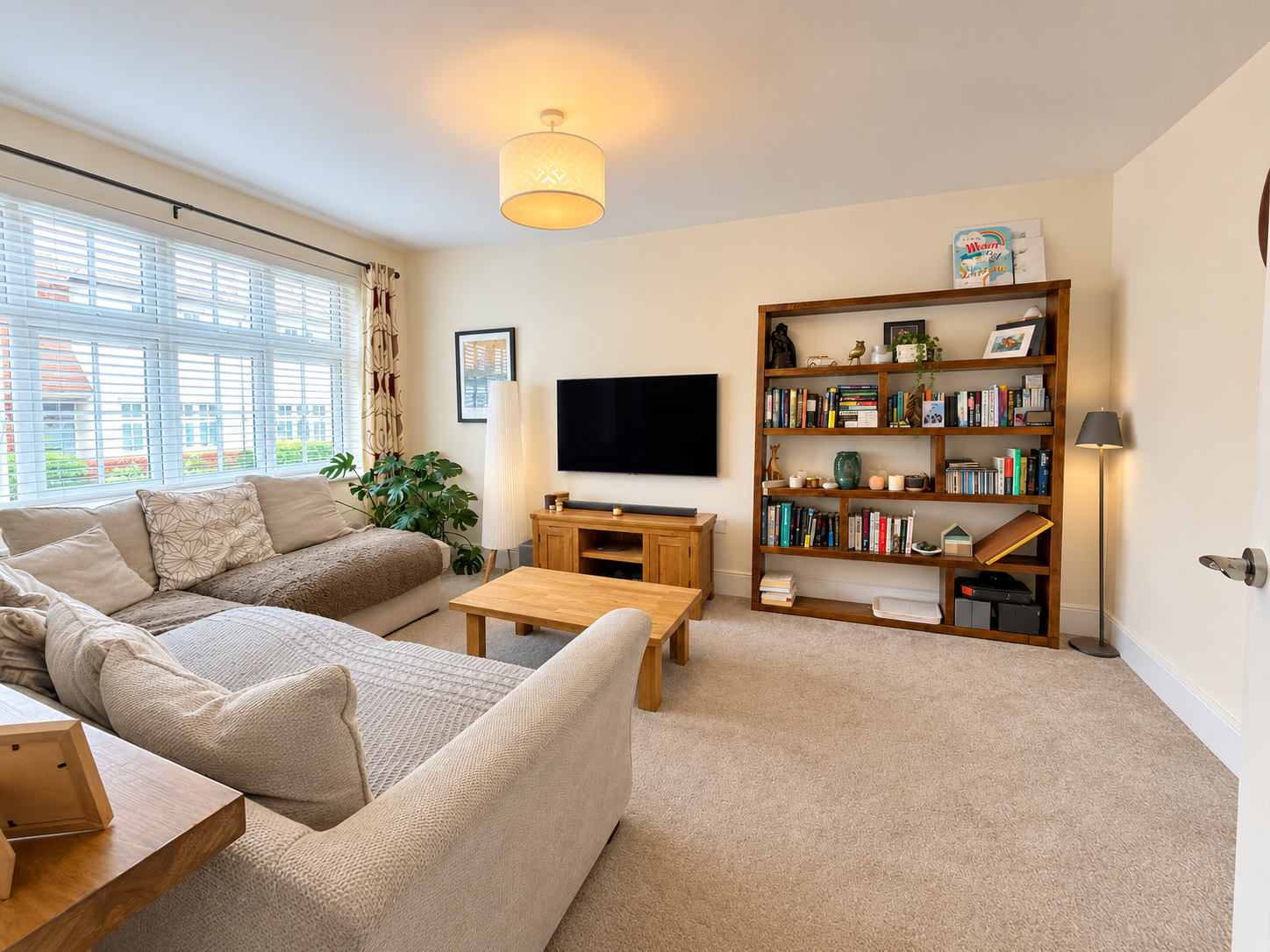 Semi Detached House for sale in Exeter, Hawkins Road , Exeter, EX1 3UW, 947 m²