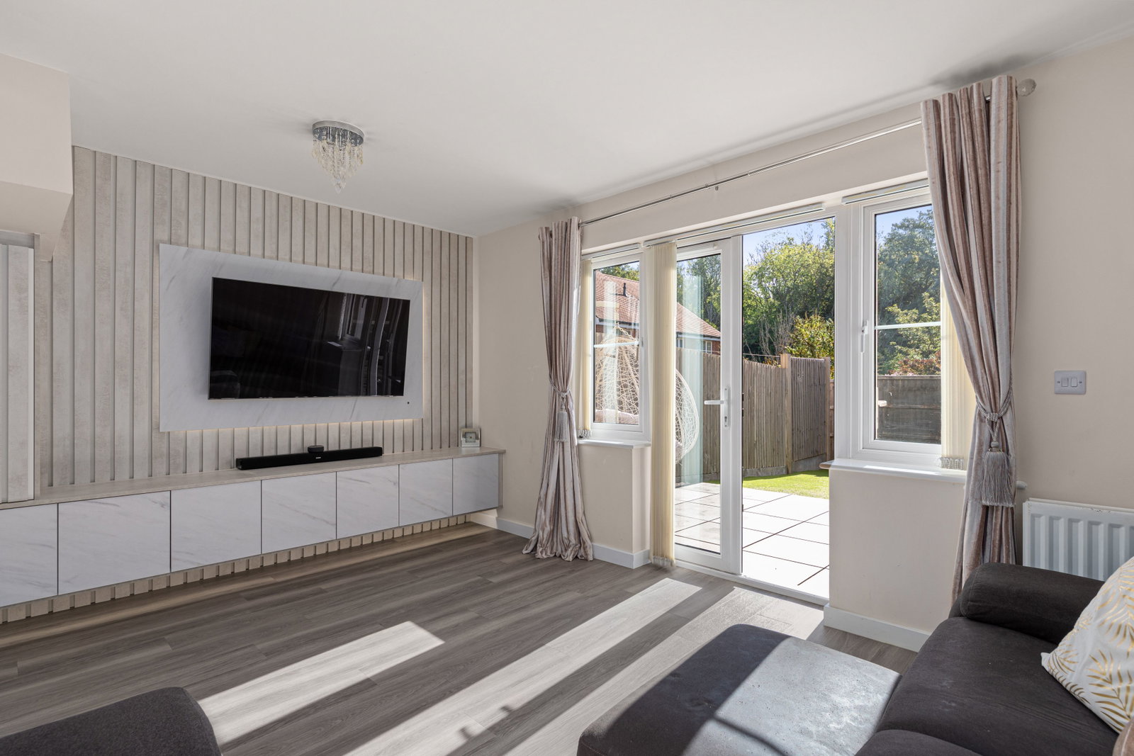 Terraced House for sale in Sevenoaks, Isles Quarry Road, Borough Green, Sevenoaks, TN15 8FP