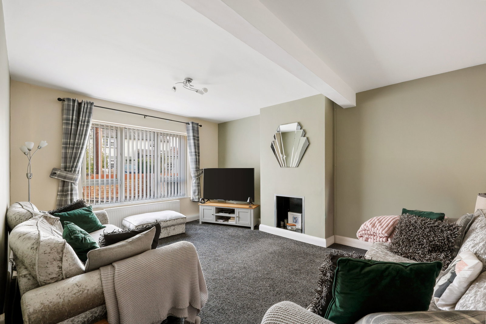 Terraced House for sale in Colchester, Chapel Street, Rowhedge, Colchester, CO5 7JS, 1010 m²