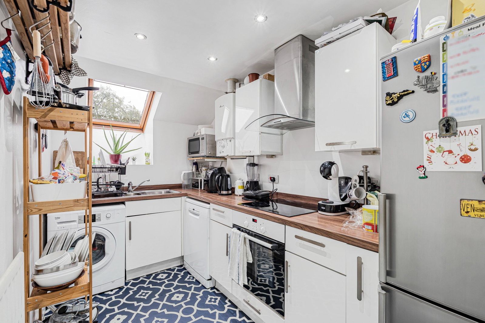 Flat for sale in London, South Norwood Hill, South Norwood, 932 m²